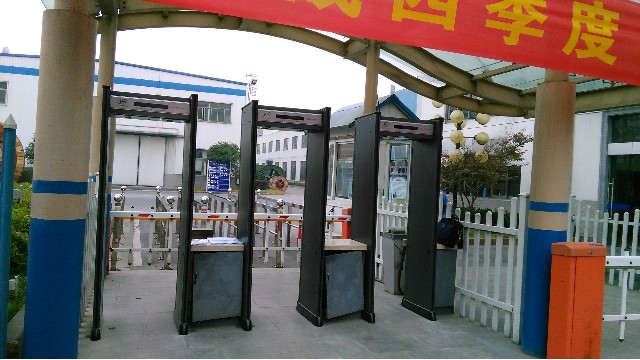 金屬防盜安檢門-免費(fèi)來(lái)樣測(cè)試，節(jié)省80%安保工資支出【探天下】